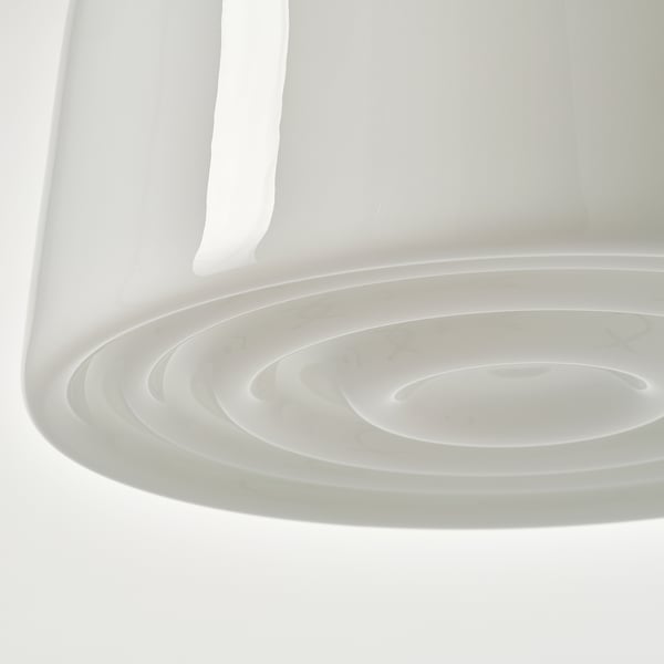 MUDDERVERK Lampada a sospensione, ottone/bianco opalino vetro