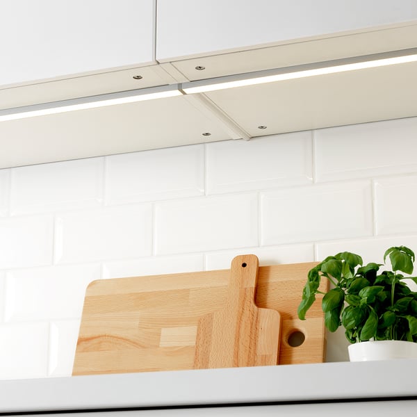 luce led sottopensile ikea