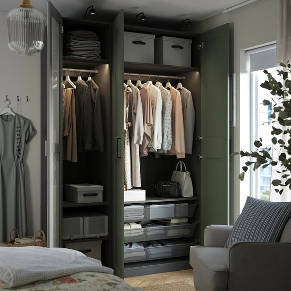 PAX / KAMMARTORP/GRIMO Combinazione di guardaroba, grigio scuro vetro a specchio/grigio grigio-verde, 150x60x236 cm