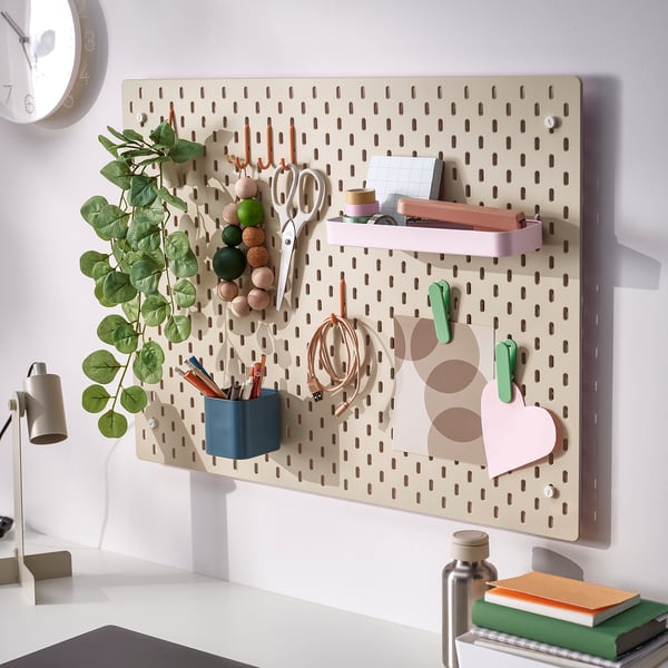 SKÅDIS Combinazione pannello portaoggetti, multicolore, 76x56 cm