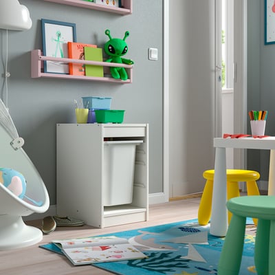 TROFAST Combinazione con contenitore, bianco/bianco, 34x44x56 cm