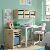 TROFAST Combinazione con contenitore/vassoi, pino con mordente bianco bianco/azzurro, 32x44x52 cm