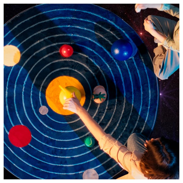 AFTONSPARV Alfombra, espacio redondeado/azul, 133 cm