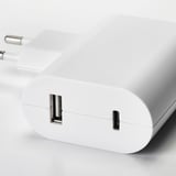 ÅSKSTORM Cargador USB 23W, blanco