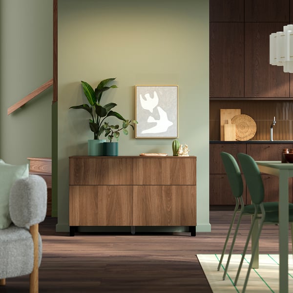 BESTÅ Vitrina, blanco/Krukmakare gris oscuro-verde, 120x42x75 cm