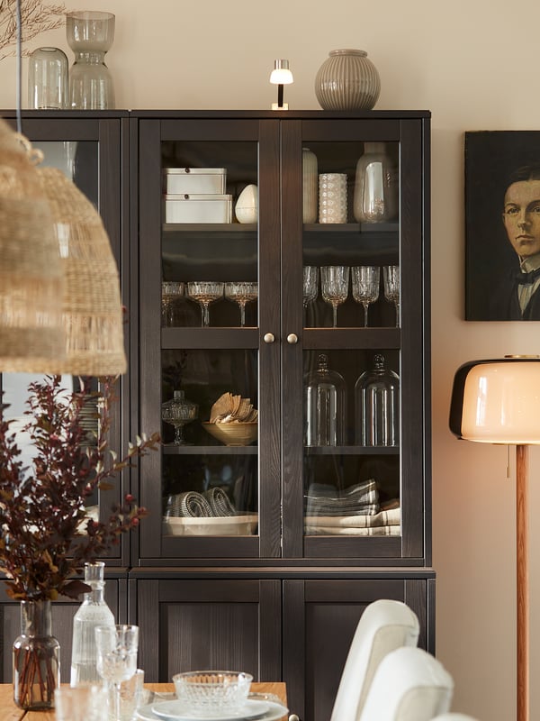 HAVSTA Vitrina, café oscuro, 81x35x123 cm