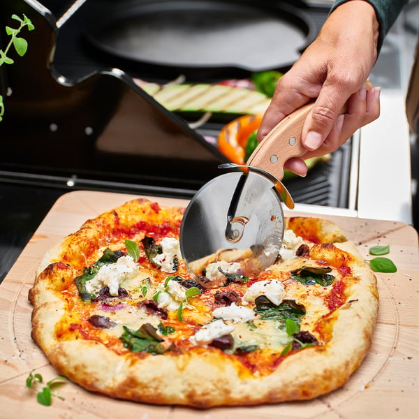 HAVSTULPAN Cortador de pizza, acero inoxidable/haya, 22 cm