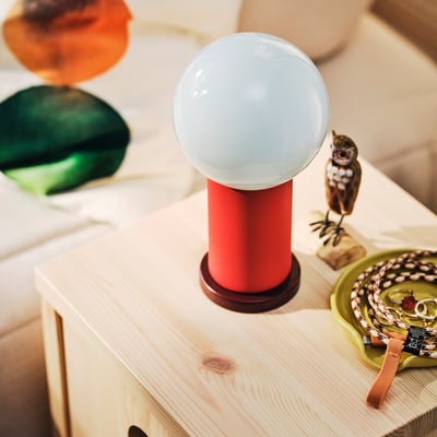 IKEA PS 2026 Lámpara LED portátil, a pilas regulación de intensidad luminosa/rojo azul costeño, 22 cm