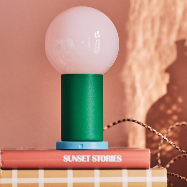 IKEA PS 2026 Lámpara LED portátil, a pilas regulación de intensidad luminosa/verde Rosado claro, 22 cm