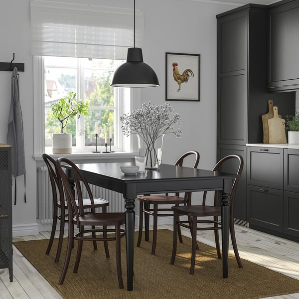 INGATORP / SKOGSBO Juego de comedor con 4 sillas, negro/café oscuro, 155/215 cm