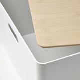 KUGGIS Caja con tapa, blanco/bambú, 37x54x21 cm