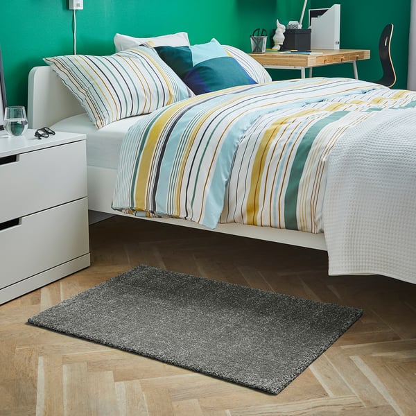 LANGSTED Alfombra pelo corto, gris claro, 60x90 cm