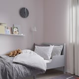 NATTSLÄNDA Funda plumón con funda almohada, flores gris/blanco, 150x200/50x60 cm