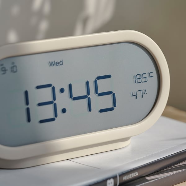RÖDSTRÄFSE Reloj despertador + termohigrómetro, beige, 17x8x6 cm