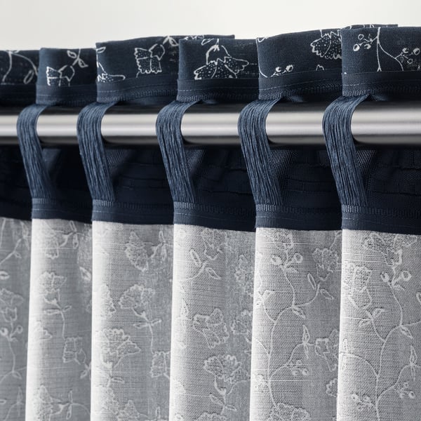 TRYSTÄVMAL Cortina, 1 par, azul oscuro/blanco/flores con cinta de fruncir, 145x250 cm