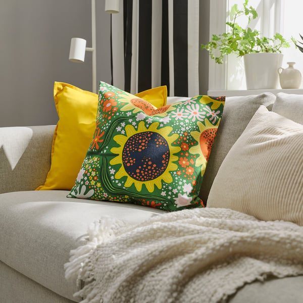 CAFEBITRÄDE Funda de cojín, verde multicolor/floral, 50x50 cm
