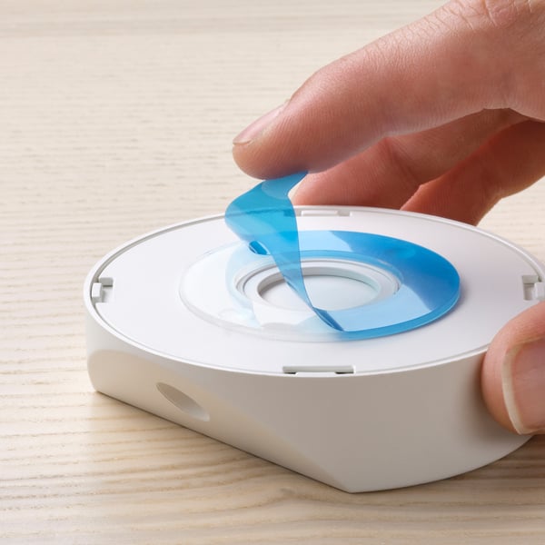 GÖMPYSSLING Iluminación LED con sensor, blanco/A pilas, 7 cm