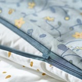 GULDVÄVARE Funda plumón y funda almohada cuna, azul/blanco floral, 110x125/35x55 cm