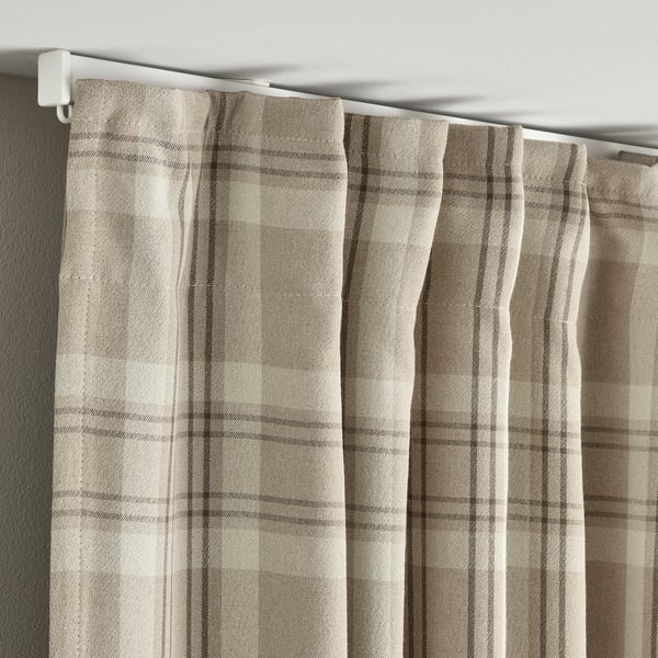 HÄGGVECKMAL Cortinas oscurecedoras, 1 par, beige/con cinta de fruncir, 145x250 cm