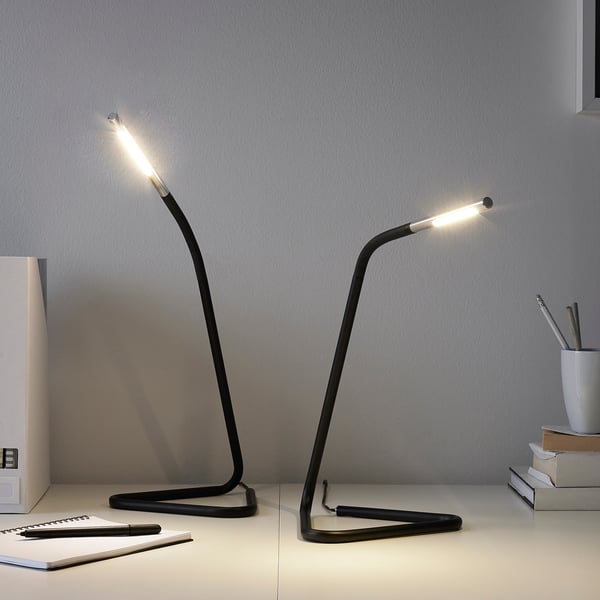 HÅRTE Lámpara de escritorio LED, negro/gris plata