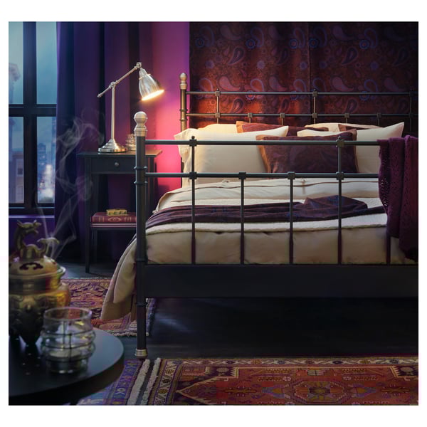 HEMNES Mesita de noche, negro con café, 46x35 cm