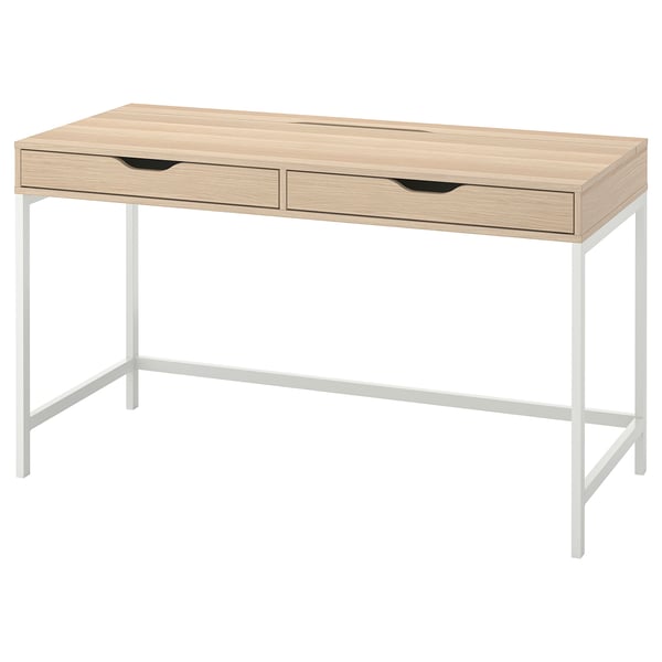 Psací stůl ALEX: světlé dřevo, bílé kovové nohy, dvě zásuvky, obdélníkový tvar, elegantní minimalistický design.