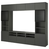 Moderní tmavě šedý tv stolek BESTÅ s úložnými policemi a skříňkami. Elegantní, obdélníkový design pro efektivní využití prostoru s nastavitelným interiérem.