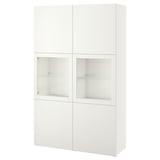 Bílá skříňka BESTÅ: elegantní, moderní design se skleněnými dvířky, obdélníkového tvaru, nabízí úložný prostor a výstavu.