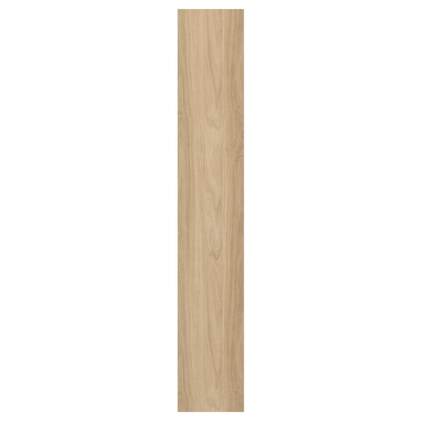 Svislý panel skříňky ENHET ve světlé dřevěné úpravě s hladkým povrchem z fólie.