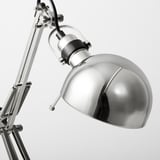 Nastavitelná kovová stolní lampa, lesklý chromový povrch; Všestranný design pro čtení, klasický styl.
