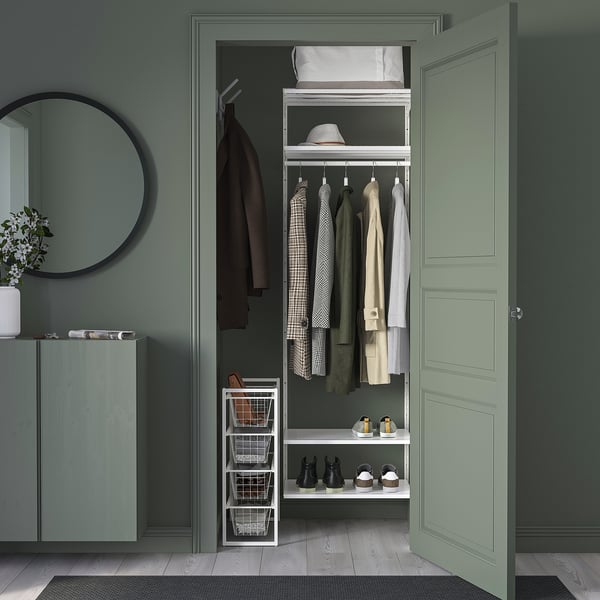 JONAXEL: kompaktní organizér do skříně, elegantní design v kovové bílé barvě, úhledně drží oblečení na malém prostoru, ideální pro úhledné ukládání.