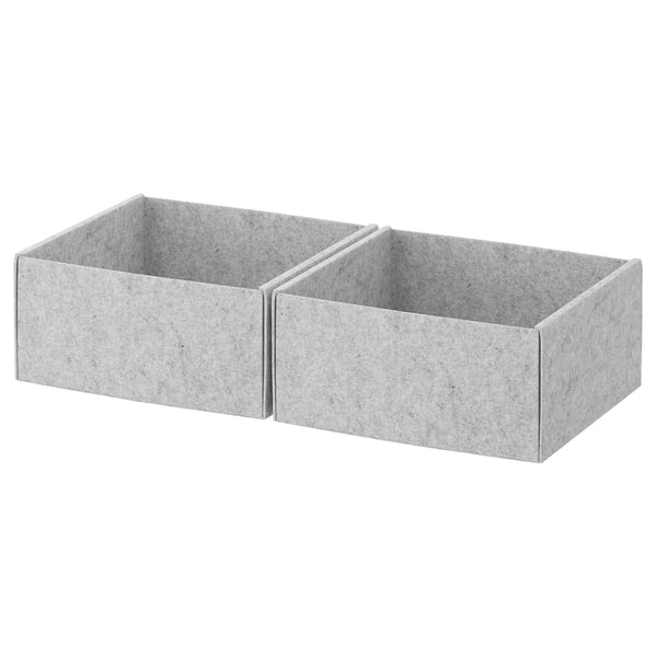 Dvě šedé obdélníkové úložné krabice z polyesterové plsti, určené k uspořádání věcí uvnitř zásuvek.
