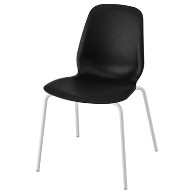 Černá židle LIDÅS, elegantní moderní design, zesílený plastový sedák, bílé kovové nohy, stohovatelná.