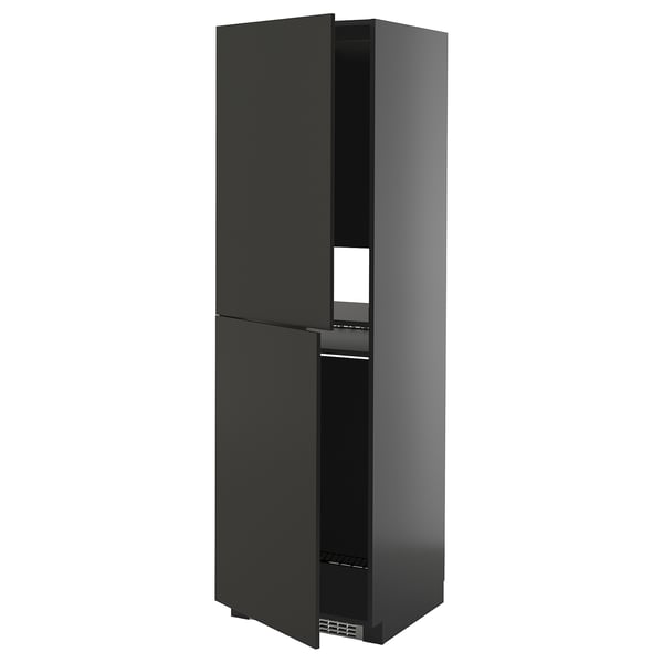 Moderní černá kuchyňská skříňka s elegantním, vysoce lesklým povrchem a minimalistickým designem.