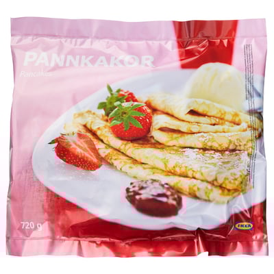 IKEA PANNKAKOR sáček na palačinky, 720 g, zobrazující naskládané palačinky s lesním ovocem a smetanou.