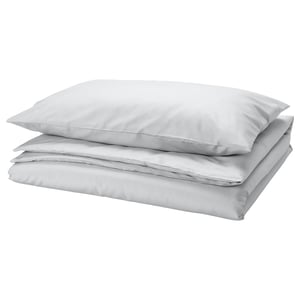 Sada přikrývek a polštářů PILTANDVINGE; bílý; lehká polyester-viskóza; úhledně složené; hladký lesk.