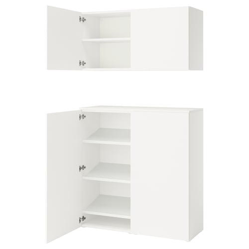 Bílá sada nástěnných skříněk PLATSA, moderní minimalistický design, nastavitelné police, elegantní provedení.