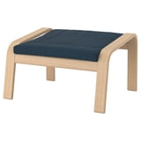 Podnožka POÄNG, světlý dub, tmavě modrý polštář, dřevěný rám, obdélníkový, moderní minimalistický design.