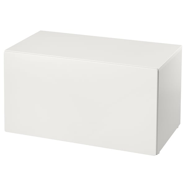 Bílá obdélníková úložná lavice, minimalistický design.