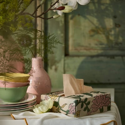 SMÖRFISK Papírové ubrousky, vzorováno/barevná, 16x32 cm