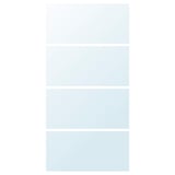 Vier hellblau verspiegelte Paneele, vertikales Layout.