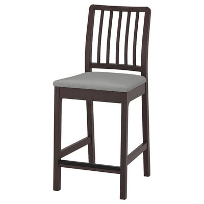 Barhocker aus dunklem Holz mit Rückenlehne und grau gepolsterter Sitzfläche.