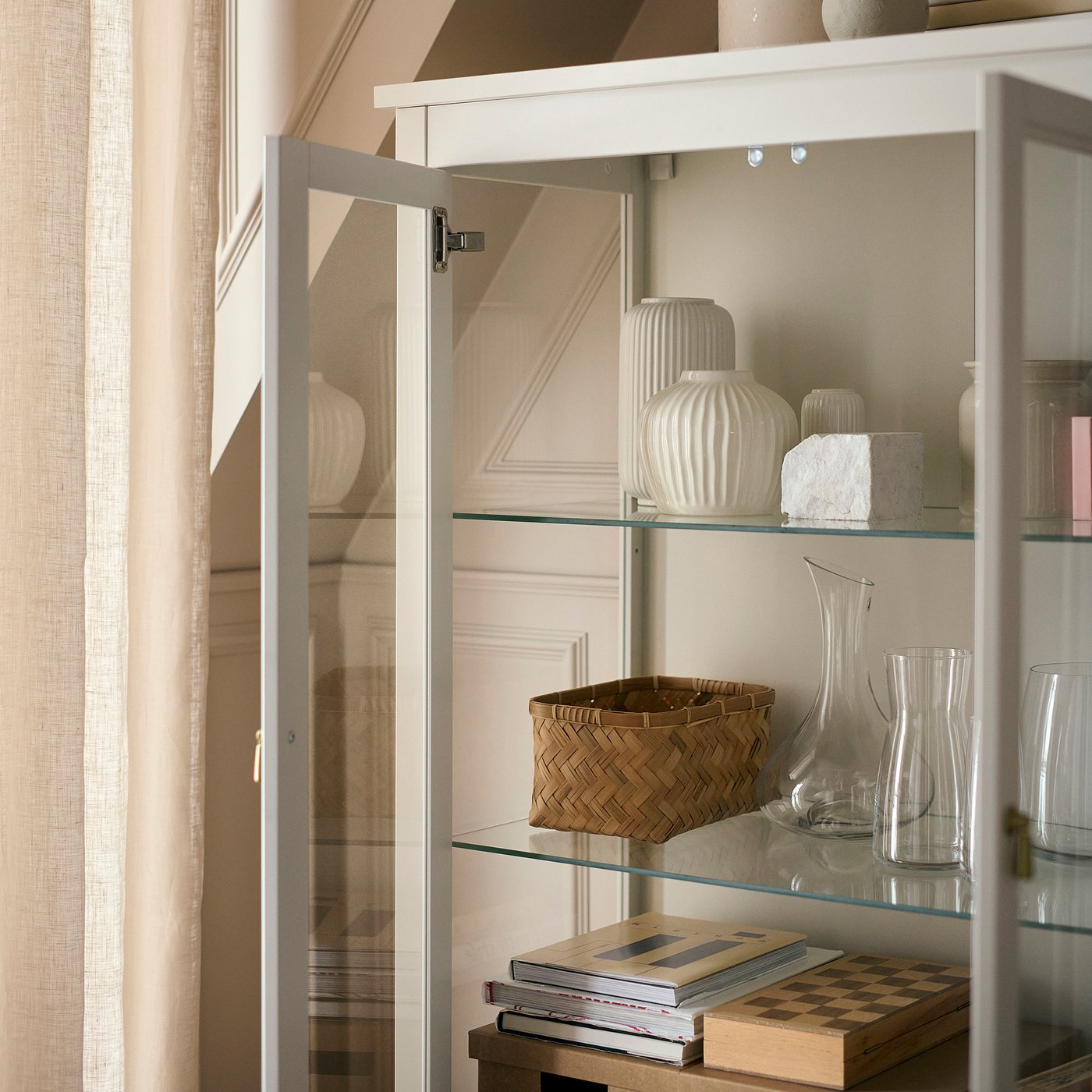 Thumbnail - IKEA FÄRJKARL Vitrine elfenbeinweiß