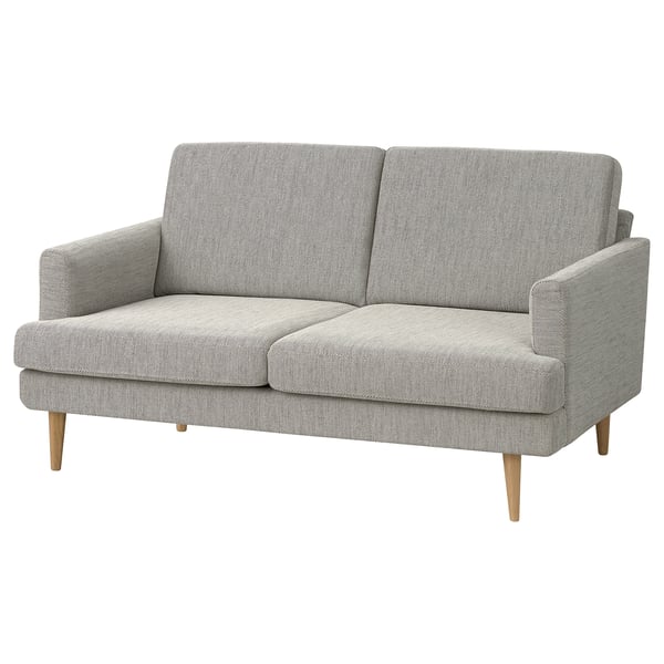Modernes graues Sofa mit Holzbeinen, schlankem Design, gemütlichen Kissen.