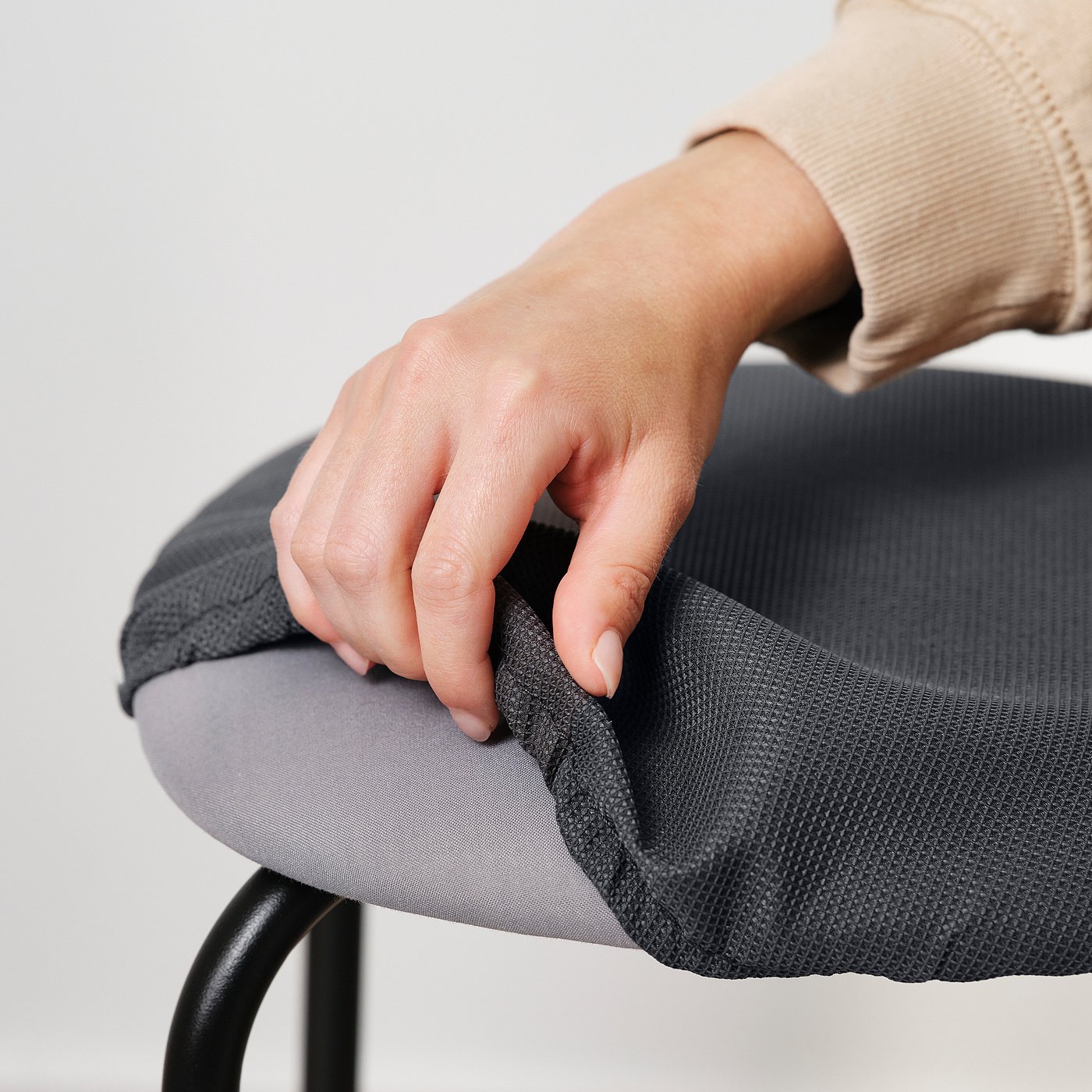 Thumbnail - IKEA GULTARP Hocker anthrazit/Remmarn anthrazit