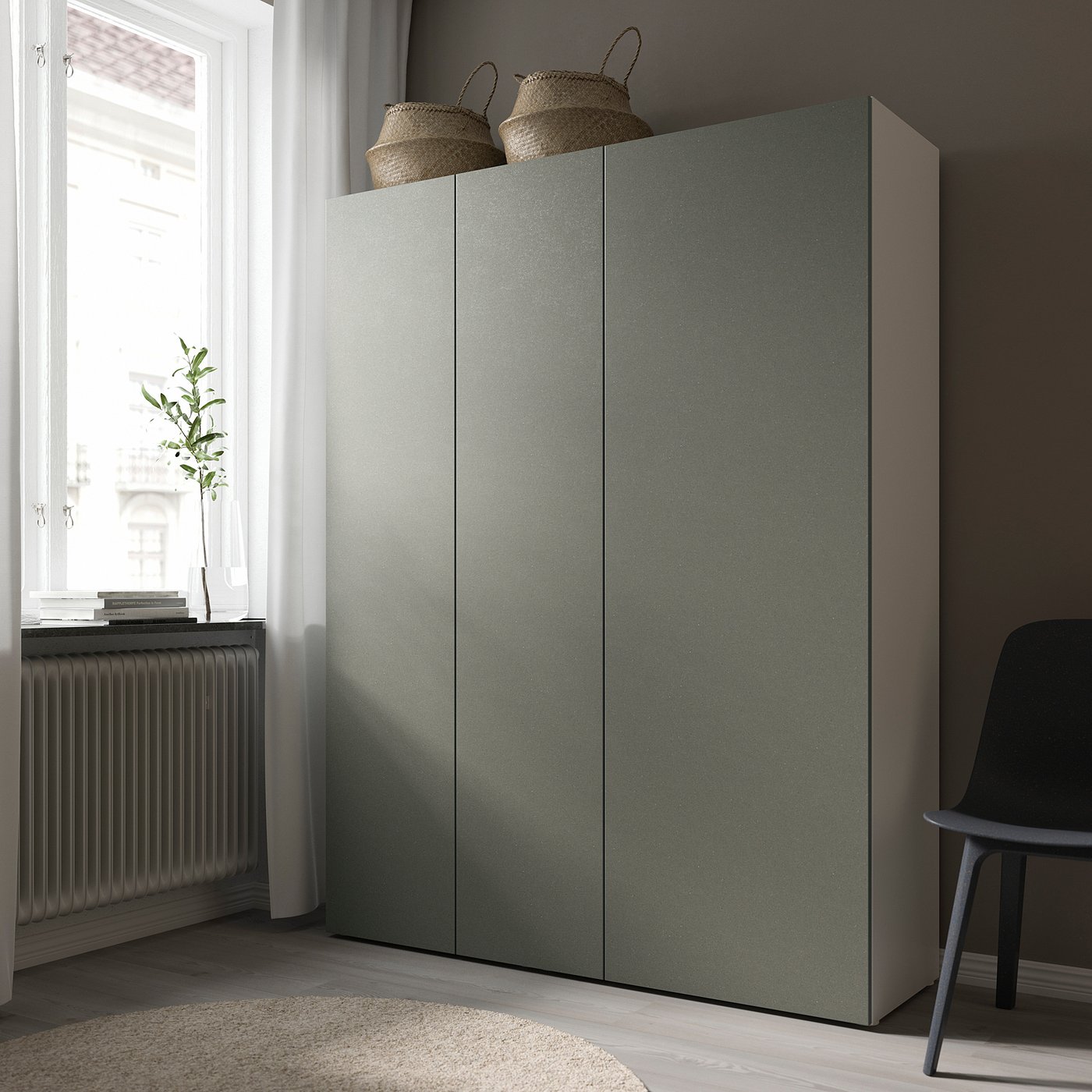 KLUBBUKT Tür mit Scharnieren - graugrün - IKEA Deutschland