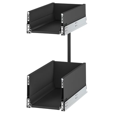 Das Bild zeigt die dunkle ausziehbare Schublade KNIVSHULT. Schlankes, rechteckiges Design mit Metallkufen. Modernes Küchenaccessoire für enge Räume.