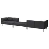 Modernes, dunkelgraues modulares Sofa LILLEHEM mit klaren Linien und stützenden Kissen.