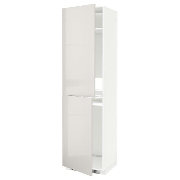 Weißer METOD-Schrank, glänzende Oberfläche, hoch und schmal, zwei Türen, verstellbare Regale.