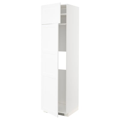 Ein weißer METOD-Küchenschrank mit modernem Design und einer einzigen Tür.
